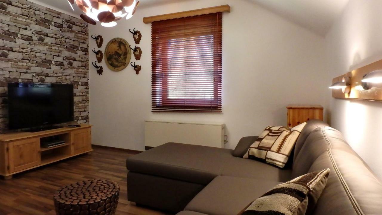 Haus Alpenblick Apartment Обертраун Екстериор снимка